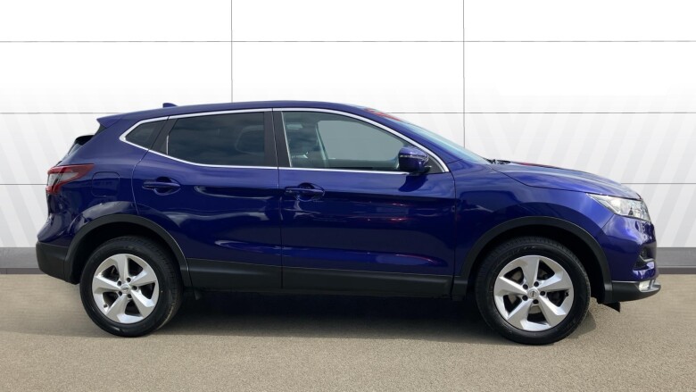 Nissan Qashqai 1.3 DiG-T Acenta Premium 5dr Petrol Hatchback